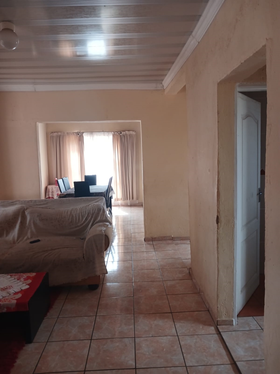 2 Bedroom Property for Sale in Soshanguve UU Gauteng