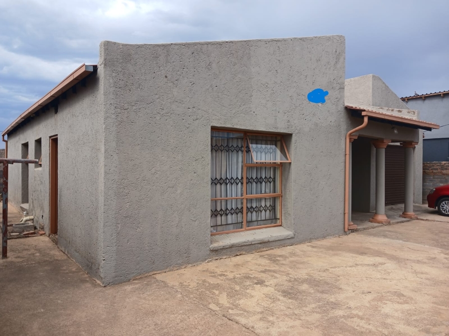 2 Bedroom Property for Sale in Soshanguve UU Gauteng