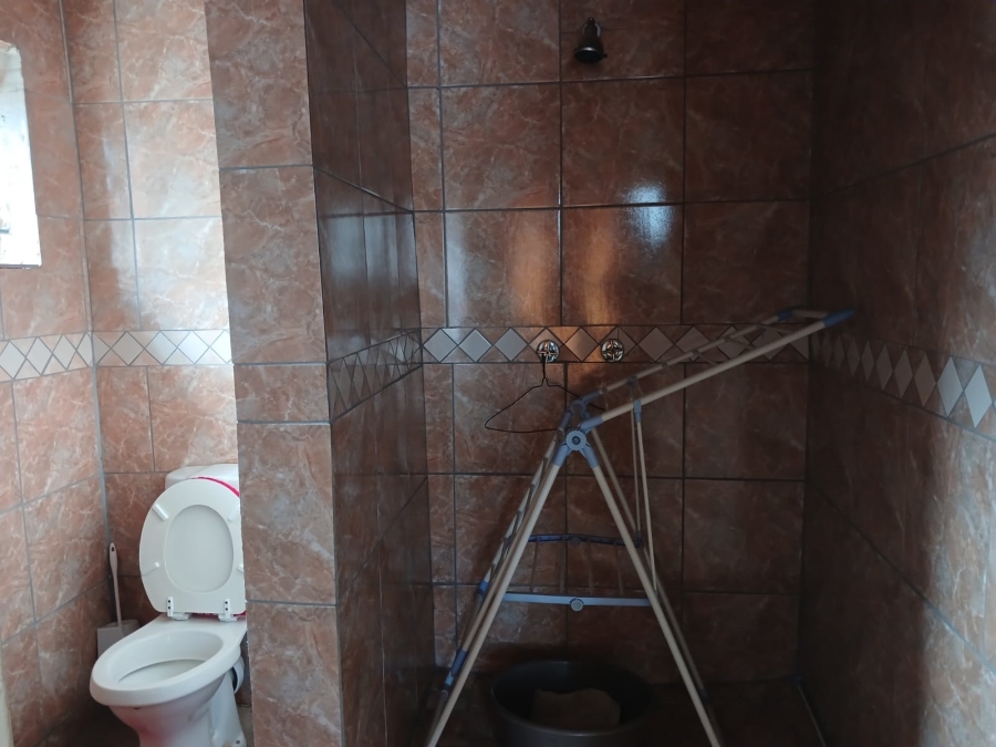 2 Bedroom Property for Sale in Soshanguve UU Gauteng