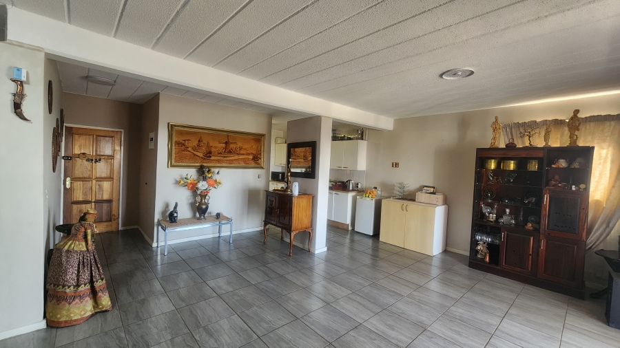 3 Bedroom Property for Sale in Constantia Kloof Gauteng