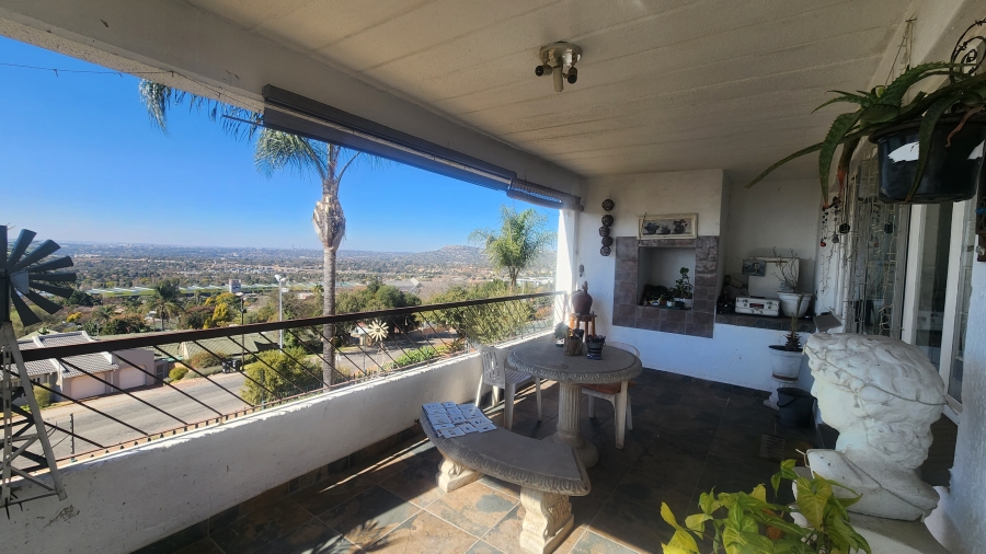 3 Bedroom Property for Sale in Constantia Kloof Gauteng