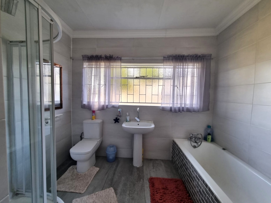 3 Bedroom Property for Sale in Arcon Park Gauteng