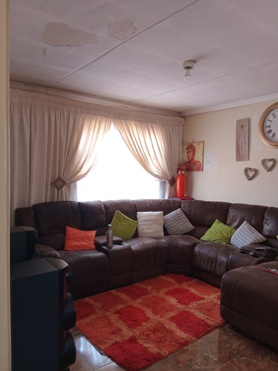 2 Bedroom Property for Sale in Soshanguve South Ext 1 Gauteng