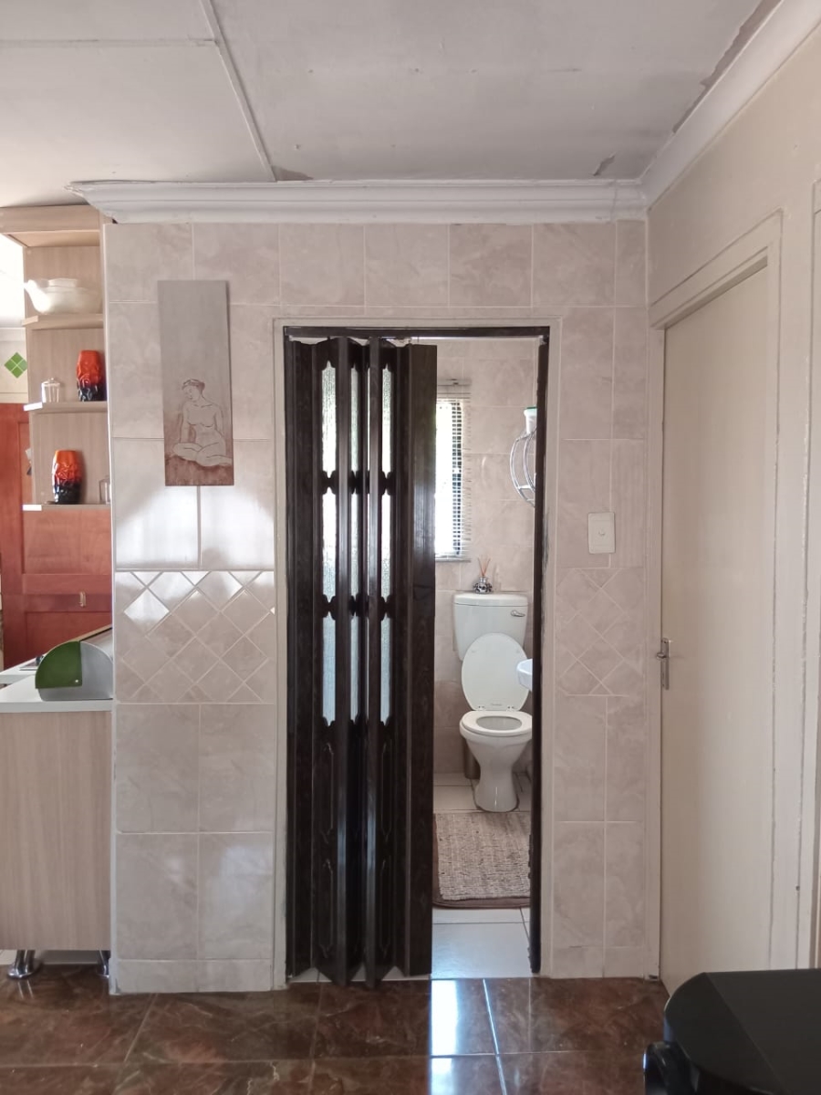 2 Bedroom Property for Sale in Soshanguve South Ext 1 Gauteng