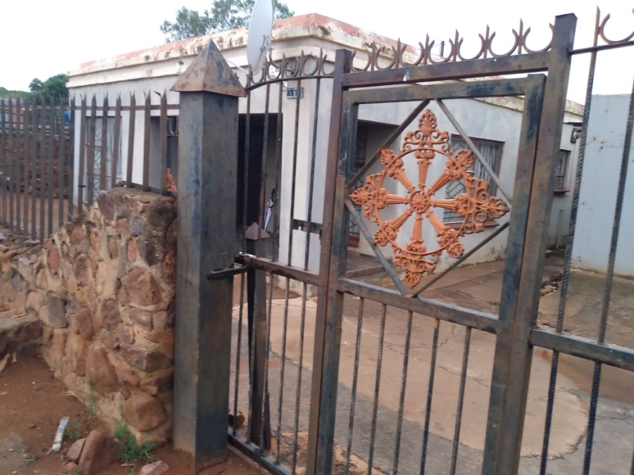 2 Bedroom Property for Sale in Soshanguve South Ext 5 Gauteng