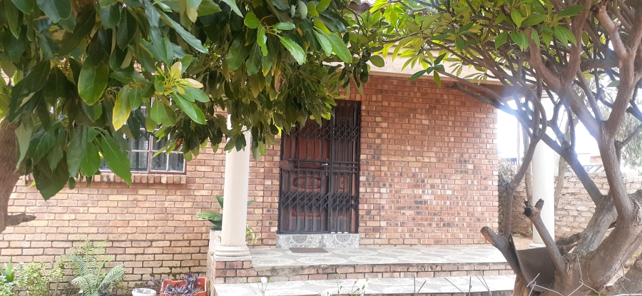3 Bedroom Property for Sale in Soshanguve South Ext 5 Gauteng