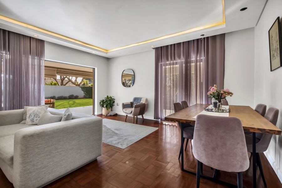 4 Bedroom Property for Sale in Greenside Gauteng