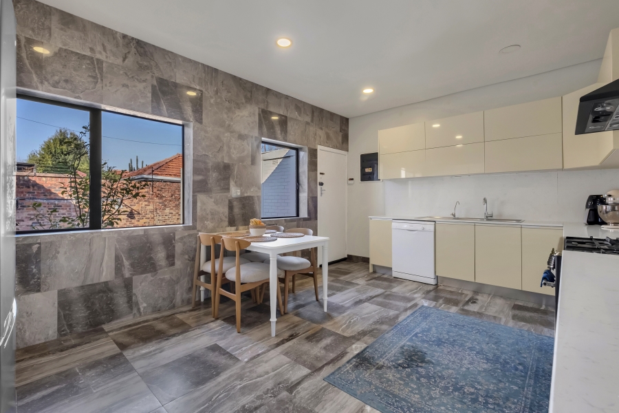 4 Bedroom Property for Sale in Greenside Gauteng