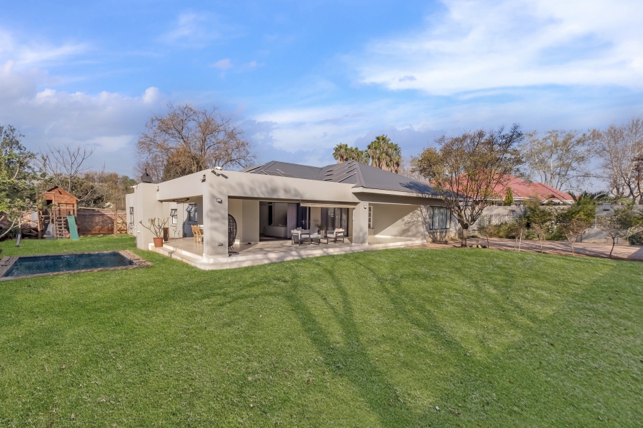 4 Bedroom Property for Sale in Greenside Gauteng