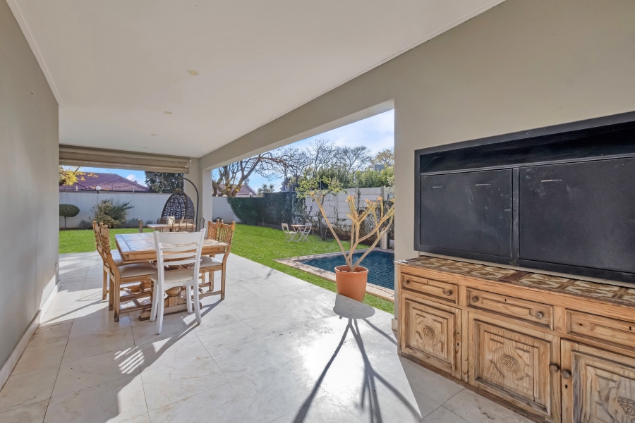 4 Bedroom Property for Sale in Greenside Gauteng