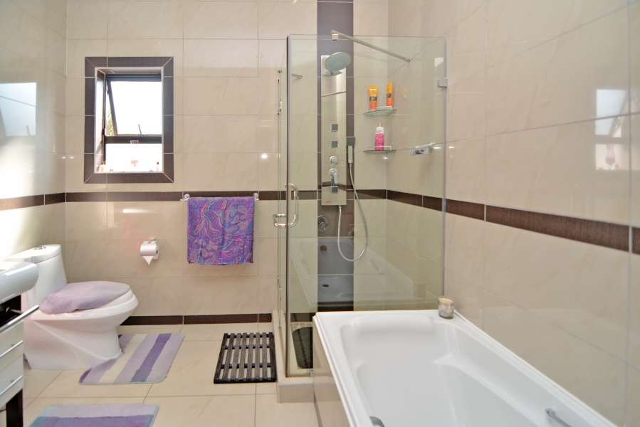 4 Bedroom Property for Sale in Emmarentia Gauteng