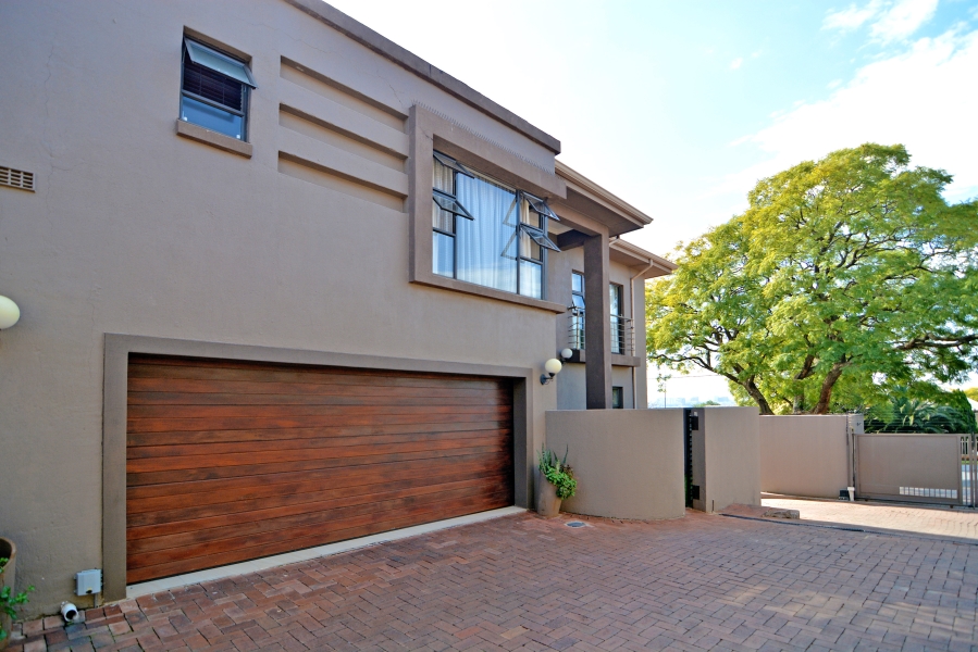 4 Bedroom Property for Sale in Emmarentia Gauteng