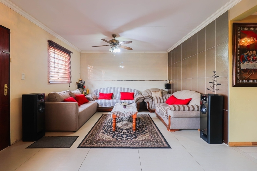 4 Bedroom Property for Sale in Lenasia South Gauteng