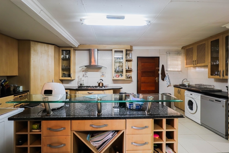 4 Bedroom Property for Sale in Lenasia South Gauteng