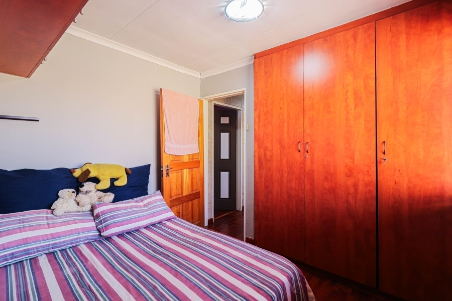 4 Bedroom Property for Sale in Lenasia South Gauteng