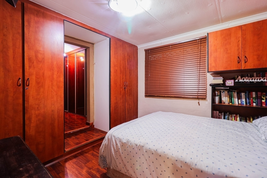 4 Bedroom Property for Sale in Lenasia South Gauteng