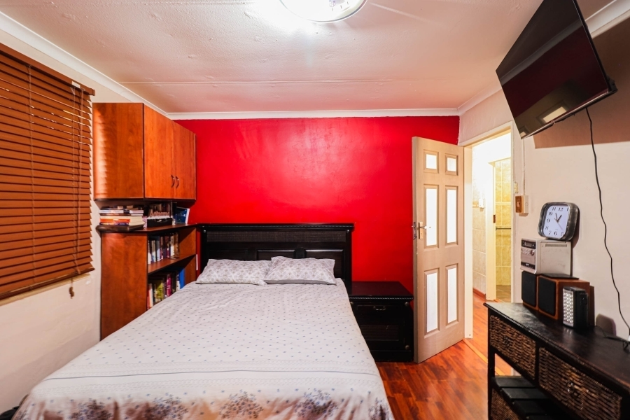 4 Bedroom Property for Sale in Lenasia South Gauteng