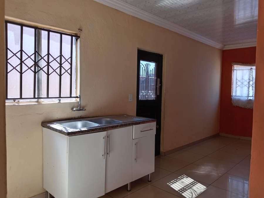 2 Bedroom Property for Sale in Vosloorus Gauteng