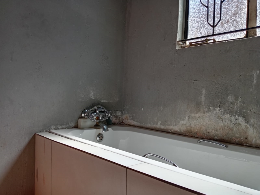 2 Bedroom Property for Sale in Vosloorus Gauteng