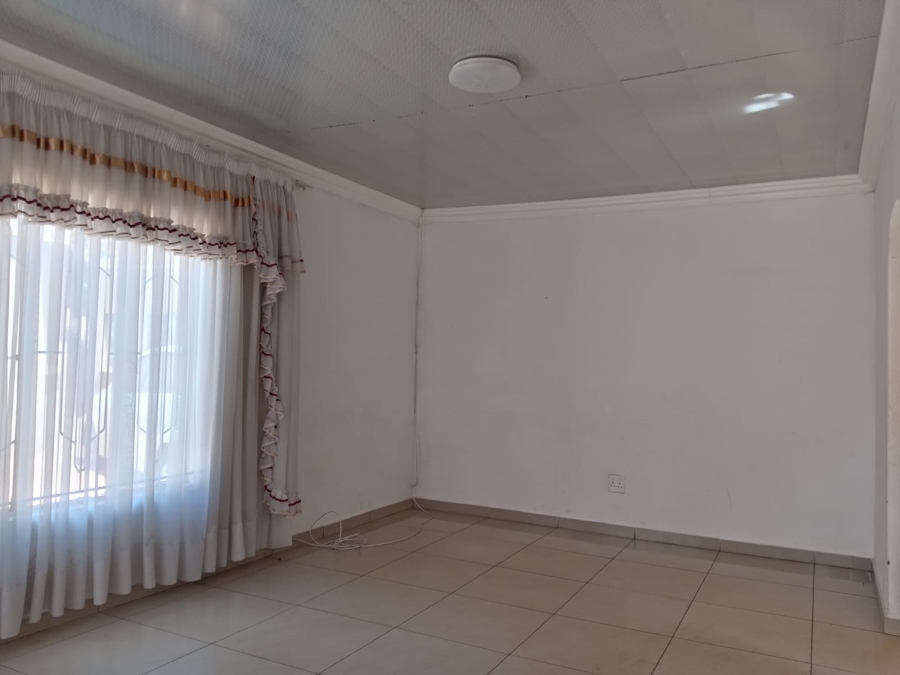 2 Bedroom Property for Sale in Vosloorus Gauteng