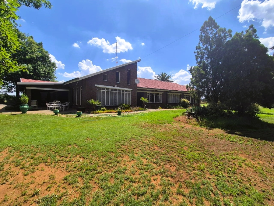 3 Bedroom Property for Sale in Van Der Merwes Kroon Gauteng