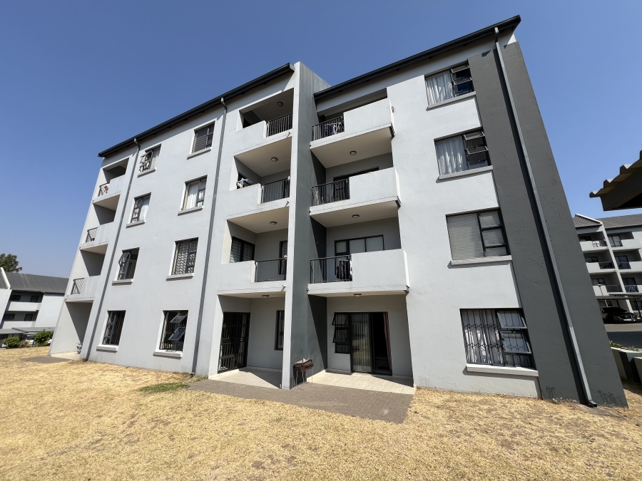 2 Bedroom Property for Sale in Glen Austin Gauteng