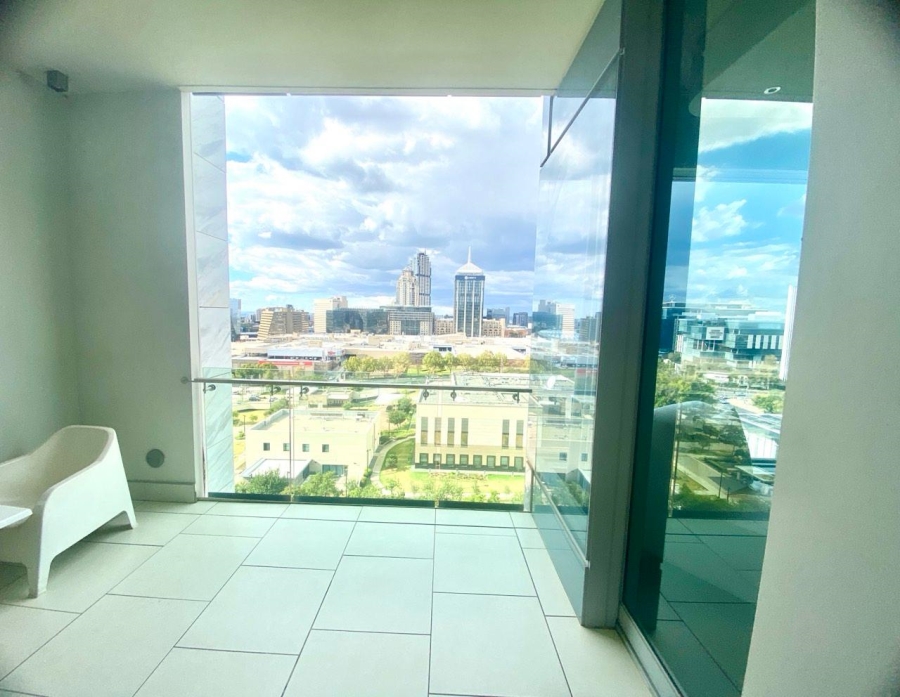 To Let 2 Bedroom Property for Rent in Sandhurst Gauteng