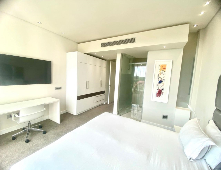 To Let 2 Bedroom Property for Rent in Sandhurst Gauteng