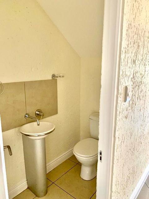 To Let 2 Bedroom Property for Rent in Morningside Gauteng