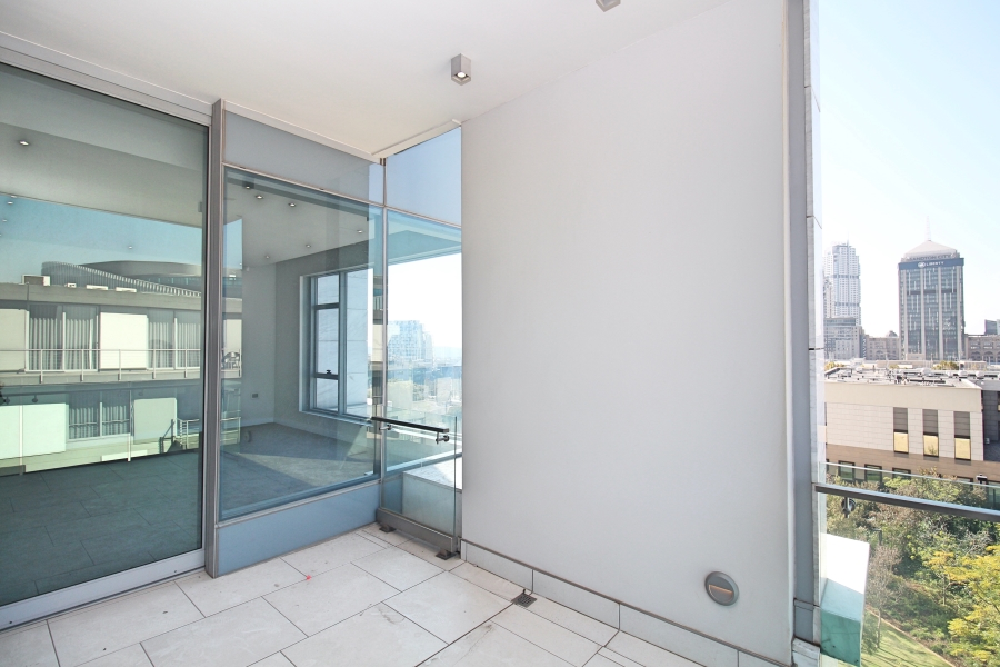 2 Bedroom Property for Sale in Sandhurst Gauteng