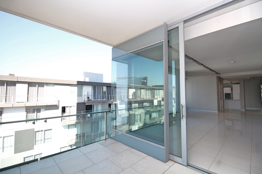 2 Bedroom Property for Sale in Sandhurst Gauteng