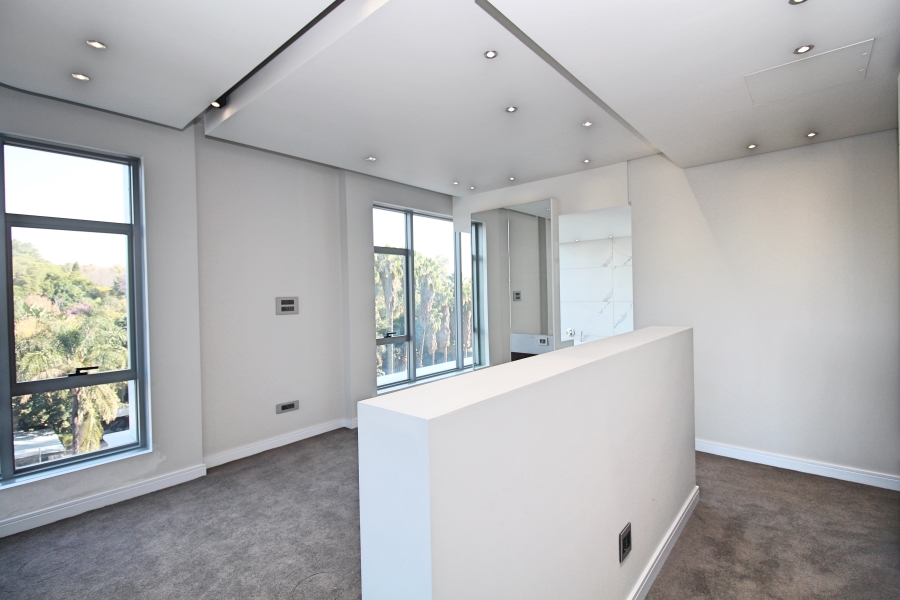 2 Bedroom Property for Sale in Sandhurst Gauteng