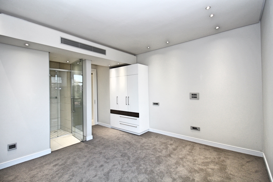 2 Bedroom Property for Sale in Sandhurst Gauteng