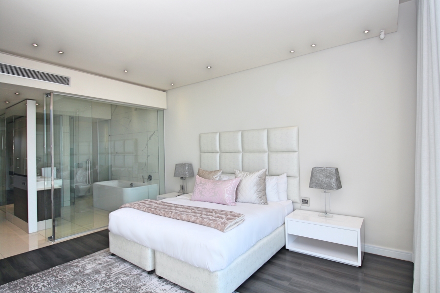 2 Bedroom Property for Sale in Sandhurst Gauteng