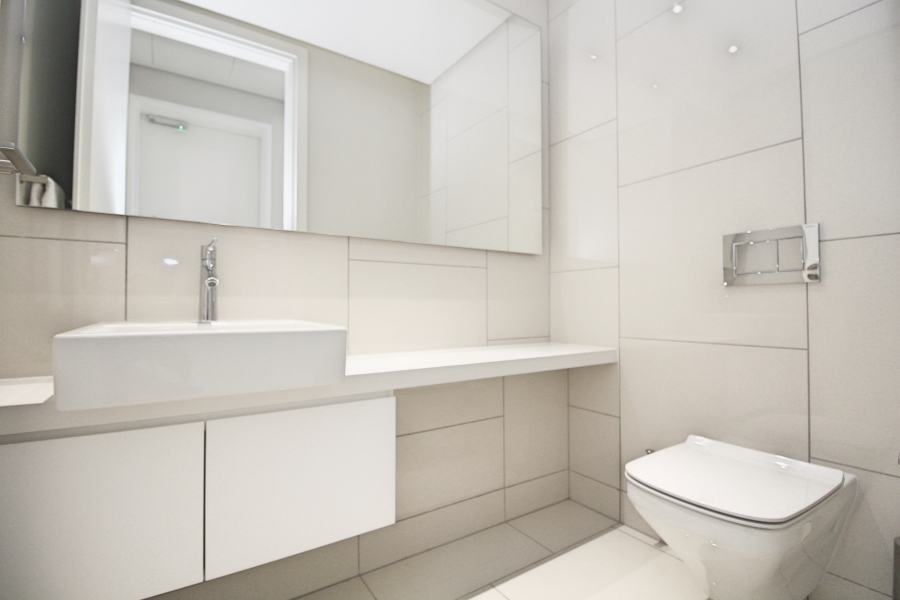 2 Bedroom Property for Sale in Sandhurst Gauteng