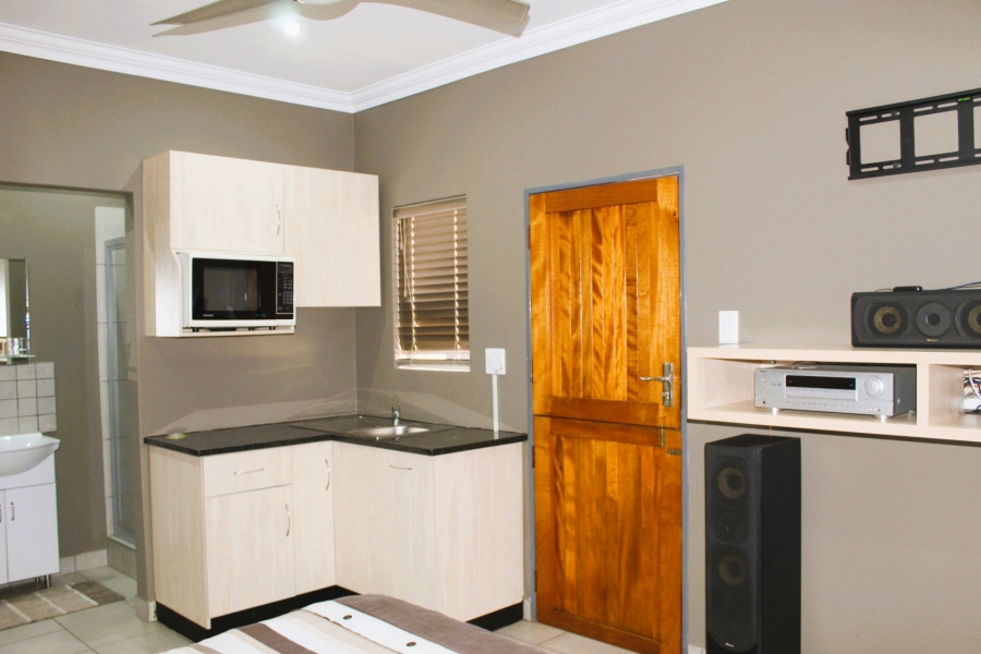 4 Bedroom Property for Sale in Lochvaal Gauteng