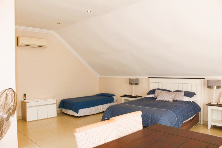 5 Bedroom Property for Sale in Lochvaal Gauteng