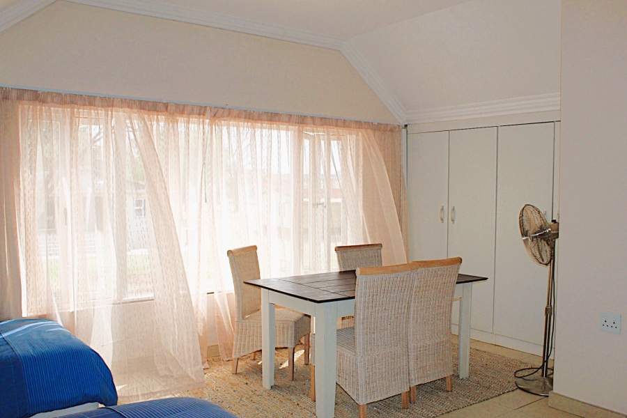 5 Bedroom Property for Sale in Lochvaal Gauteng