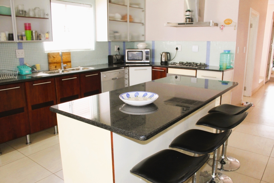 5 Bedroom Property for Sale in Lochvaal Gauteng