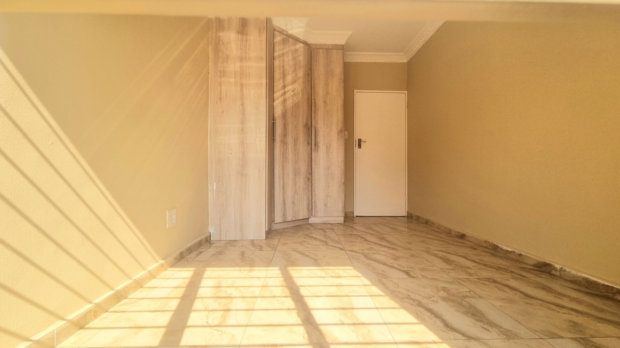 3 Bedroom Property for Sale in Crescent Wood Country Estate Gauteng