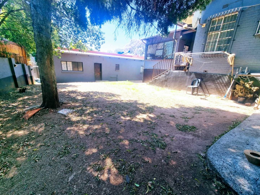 10 Bedroom Property for Sale in Melville Gauteng