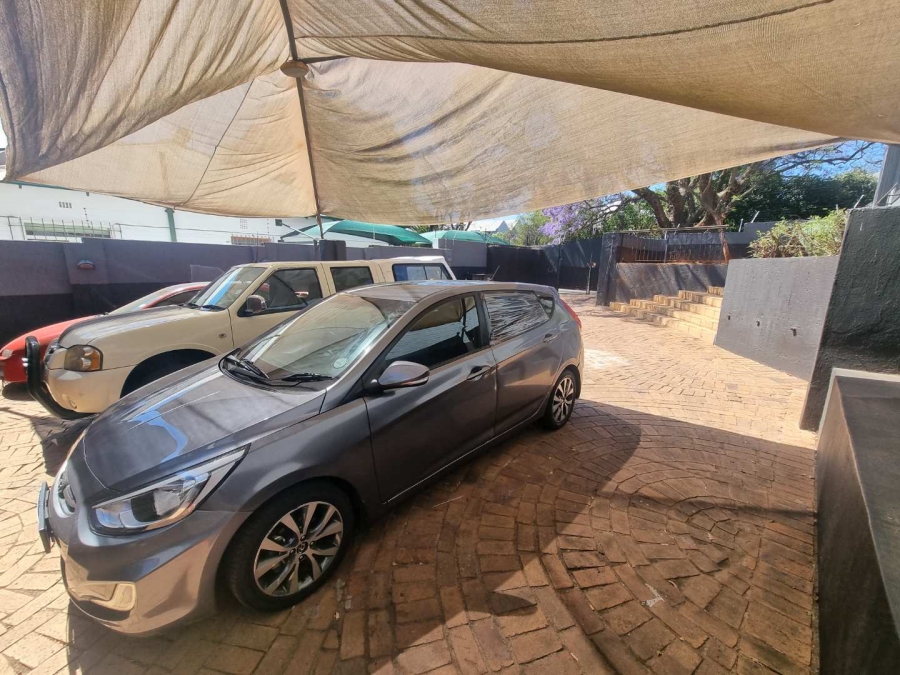 10 Bedroom Property for Sale in Melville Gauteng