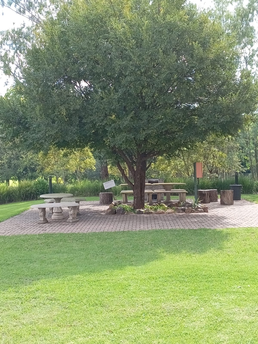 1 Bedroom Property for Sale in Zwartkop Golf Estate Gauteng