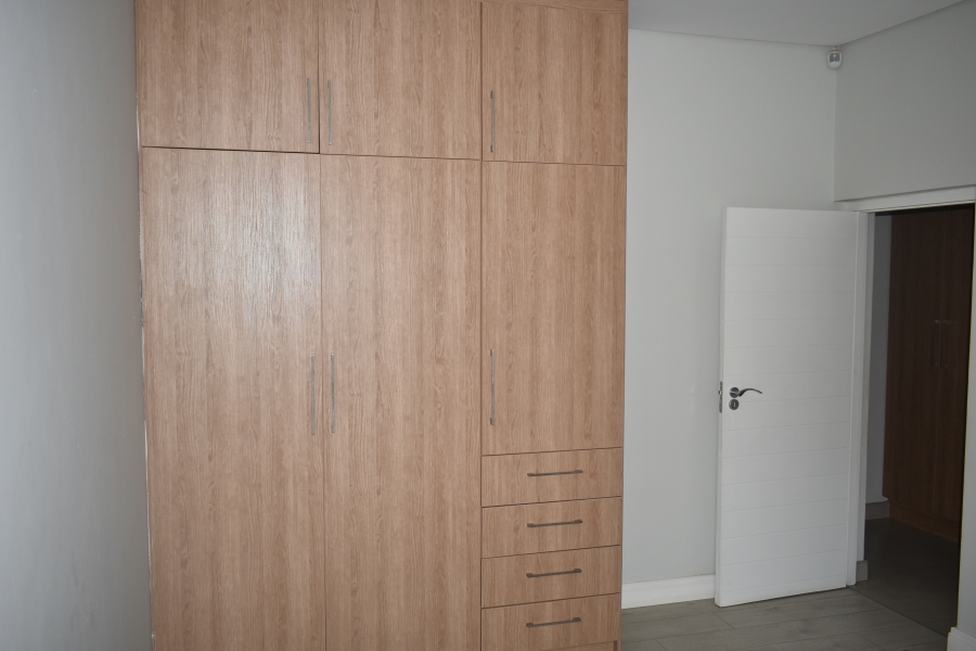 6 Bedroom Property for Sale in Zambezi Country Estate Gauteng