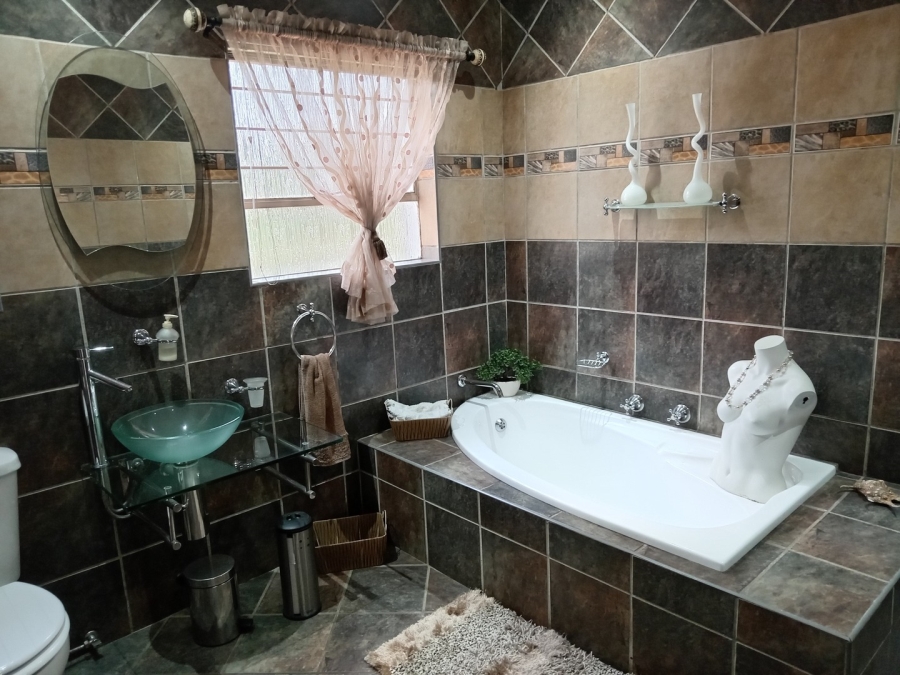 3 Bedroom Property for Sale in Presidents Dam Gauteng