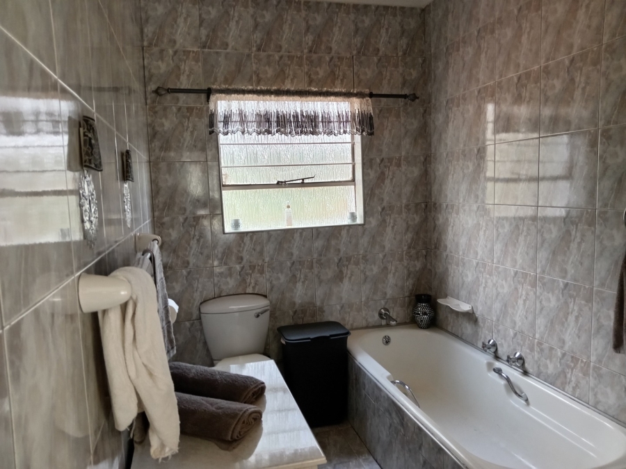 3 Bedroom Property for Sale in Presidents Dam Gauteng