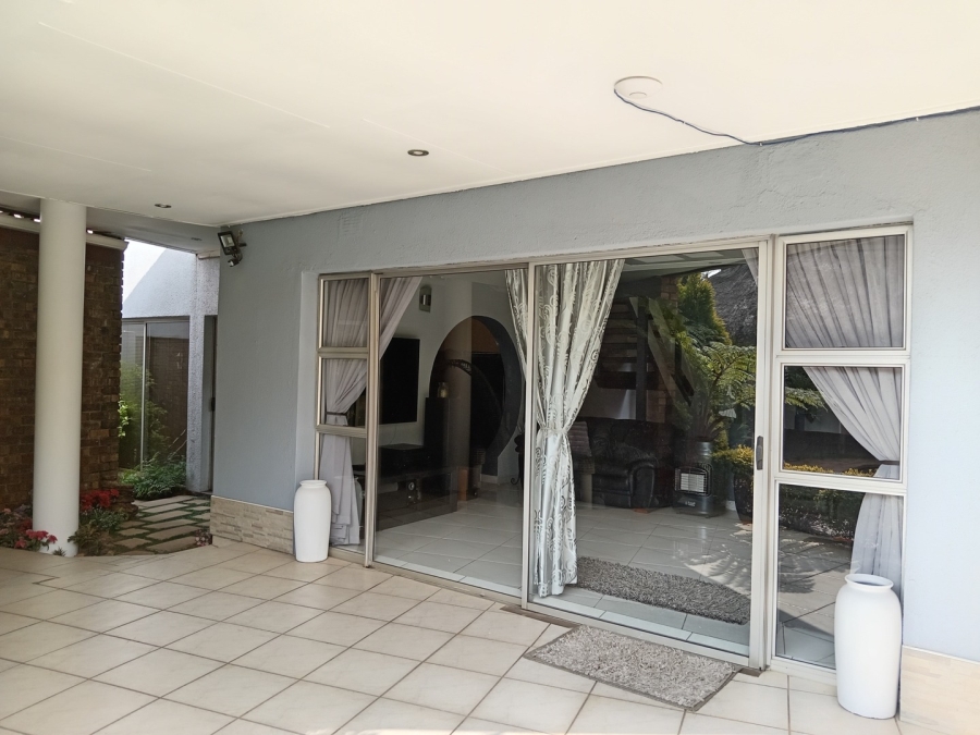 3 Bedroom Property for Sale in Presidents Dam Gauteng