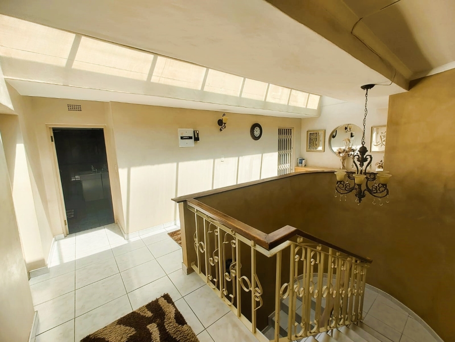 4 Bedroom Property for Sale in Roshnee Gauteng