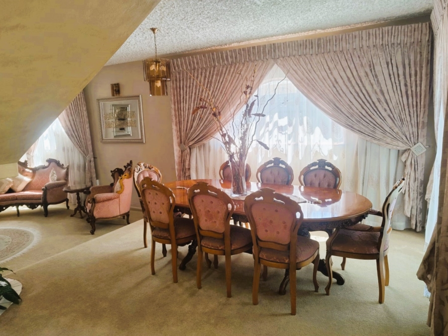 4 Bedroom Property for Sale in Roshnee Gauteng