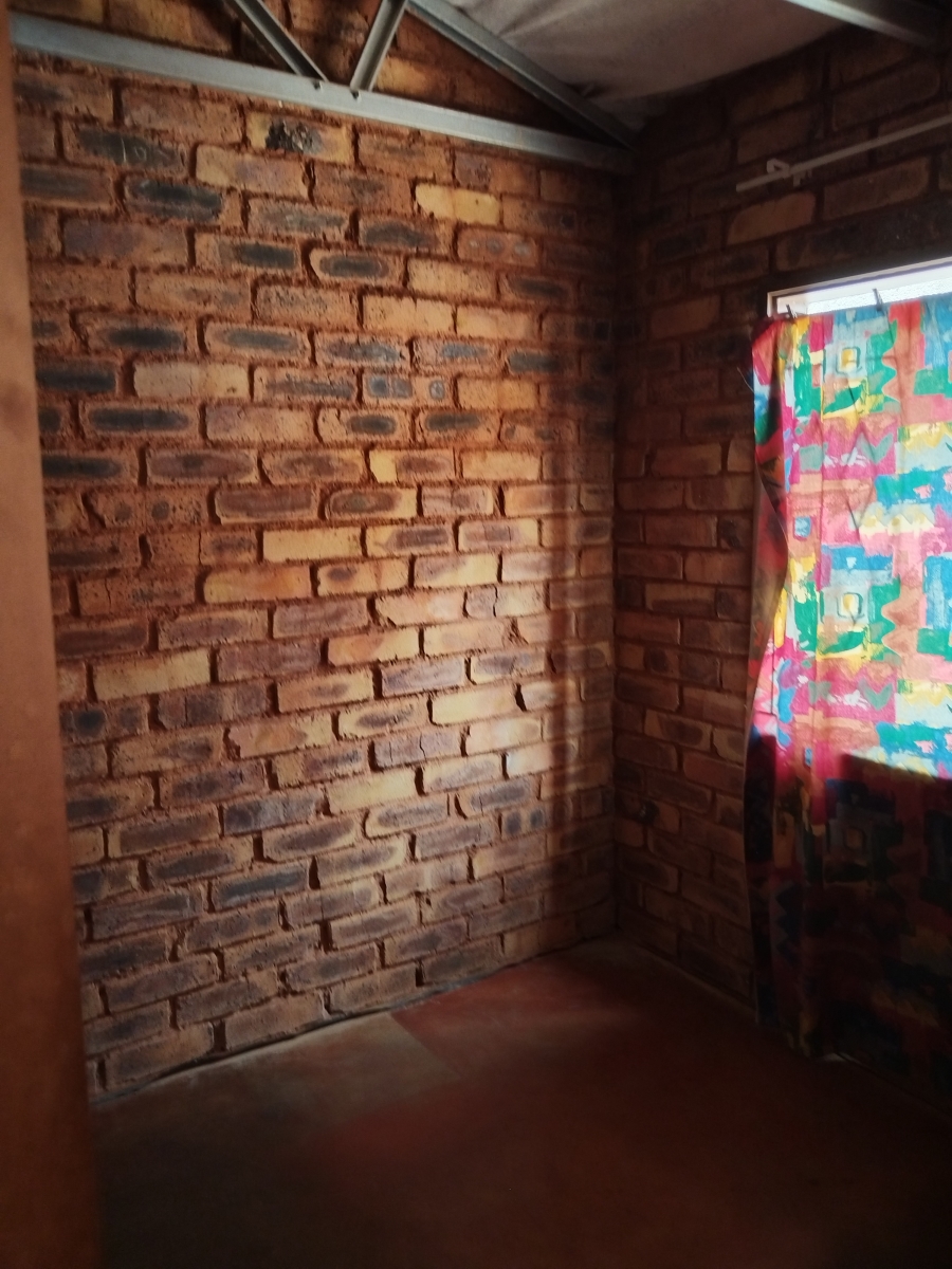 2 Bedroom Property for Sale in Atteridgeville Gauteng